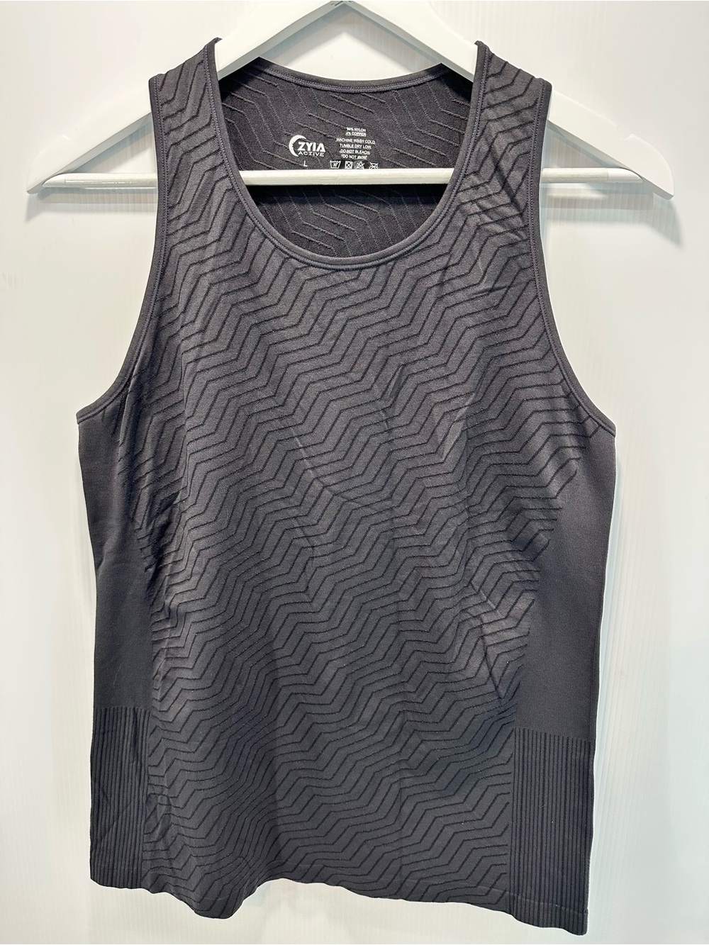 ZYIA Copper Charged Tank Women’s‎ Large Dark Grey Chevron Textured